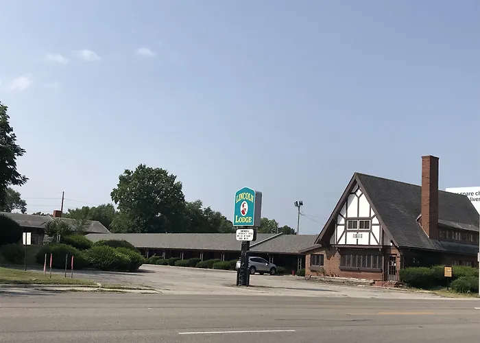 The Lincoln Urbana Motel
